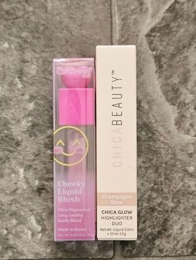 Champagne Glow Chica Glow Highlighter Duo & The Creme Shop Cheeky Liquid Blush